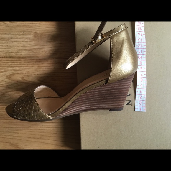 Cole Haan sandals - Picture 4 of 4